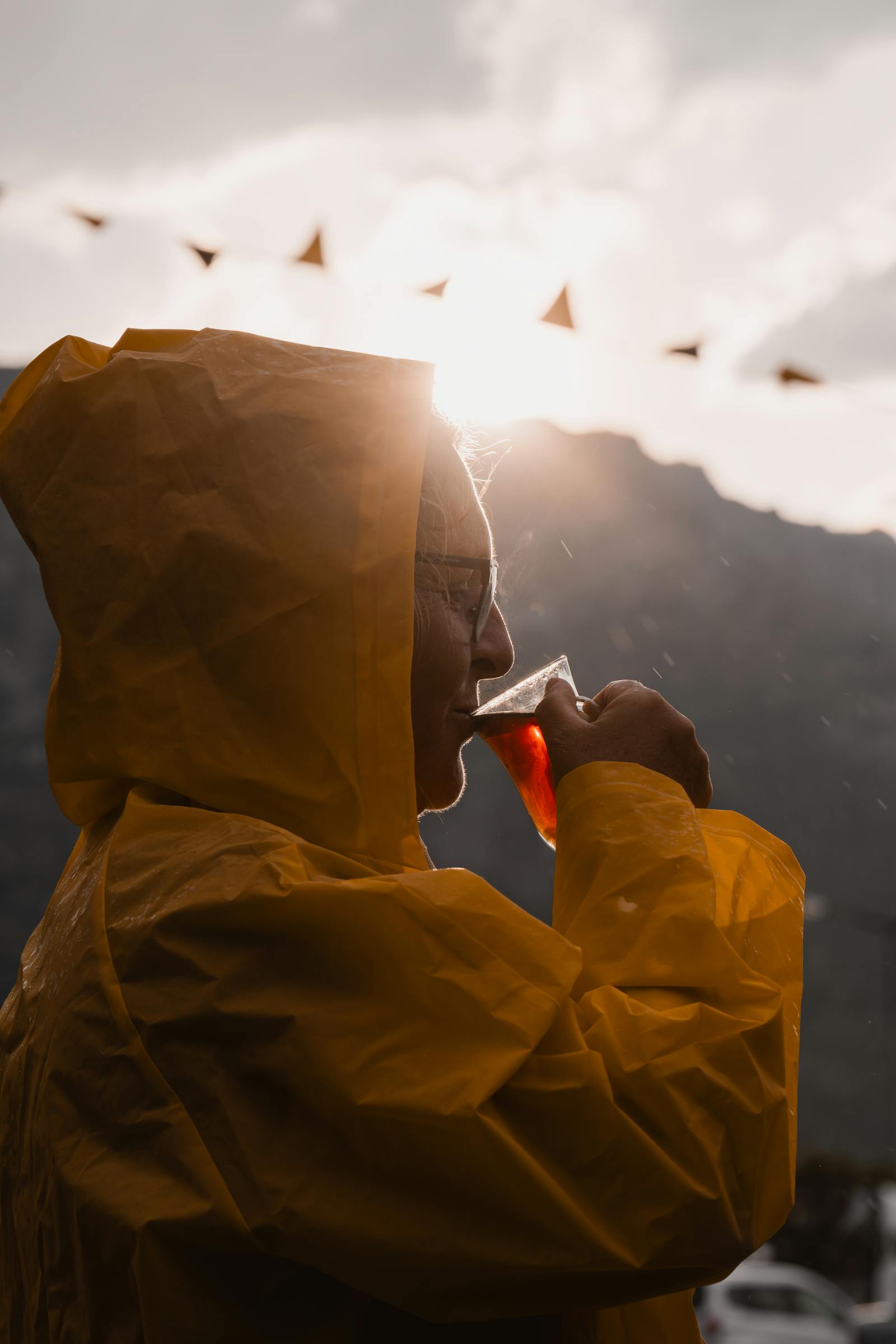 A serene moment of peaceful tea drinking in Seydişehir, captured amidst a rainy day backdrop.