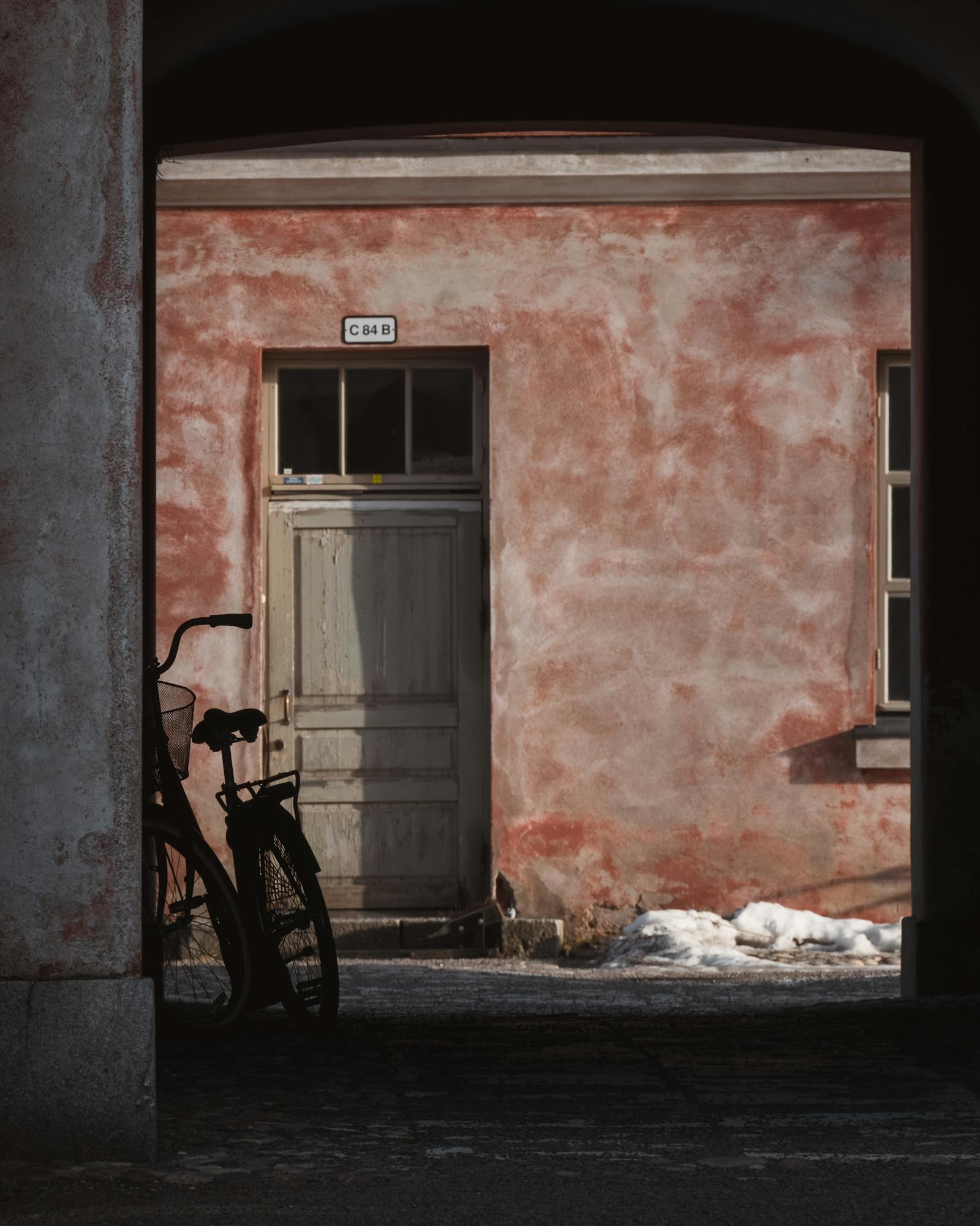 Discover the rustic charm of Helsinki's hidden alleys with vintage vibes and a serene atmosphere.